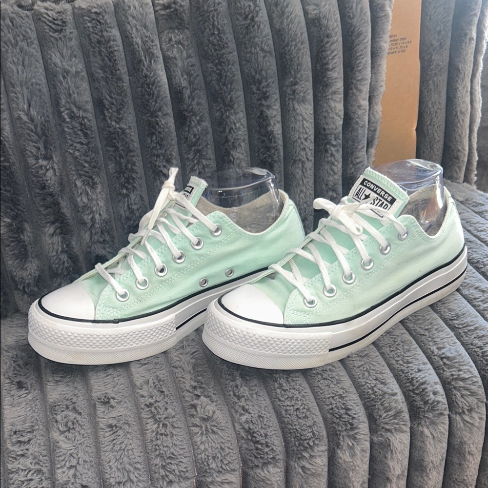 Light Teal Converse Platforms size 8 - Picture 3 of 10